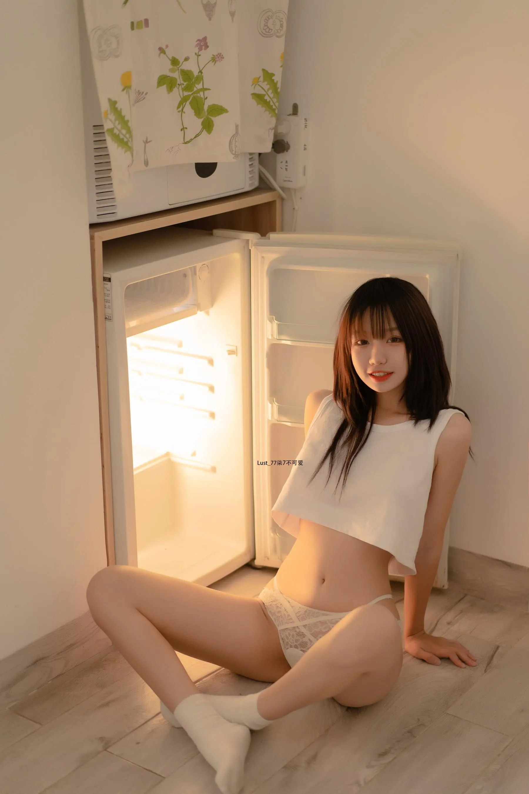 柒柒要乖哦 – NO.30 初恋背心 [69P]插图4